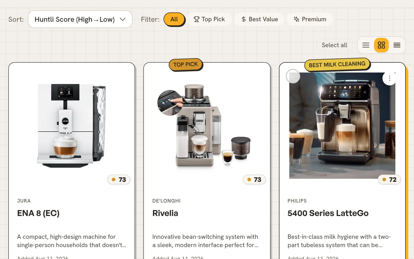 A Stash in Huntli: the saved products side by side, with their scores and prices.